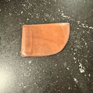 Elegant Tan Leather Card Holder
